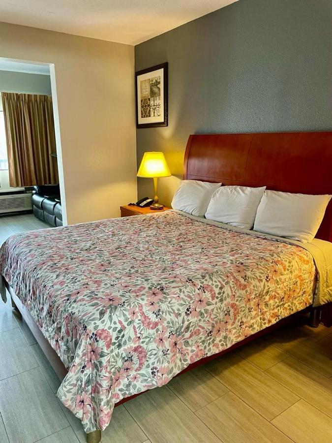 ممفيس American Way Inn & Suites المظهر الخارجي الصورة